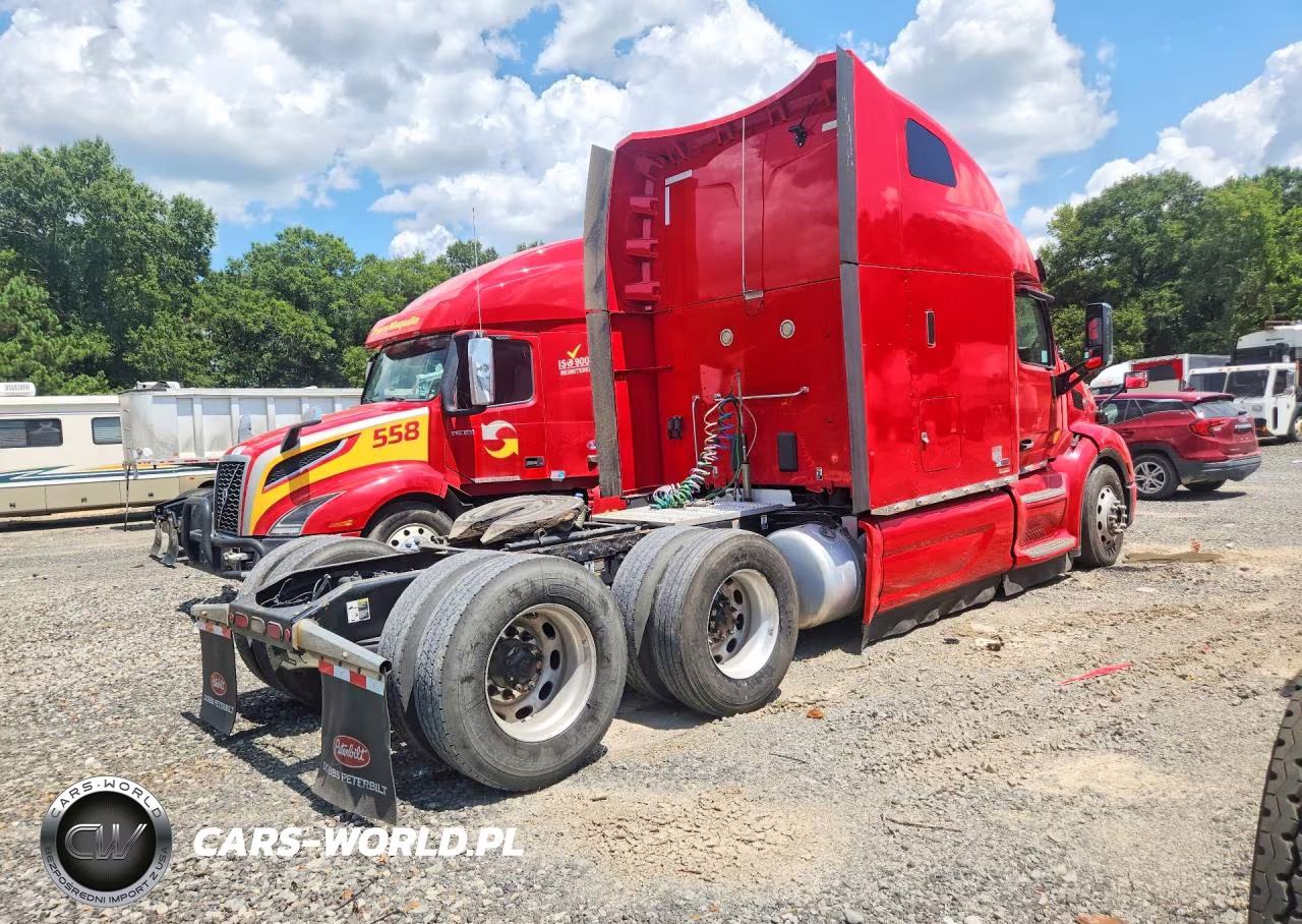2021 Peterbilt 579 Semi Truck VIN:1XPBDP9X3MD731864 - 3