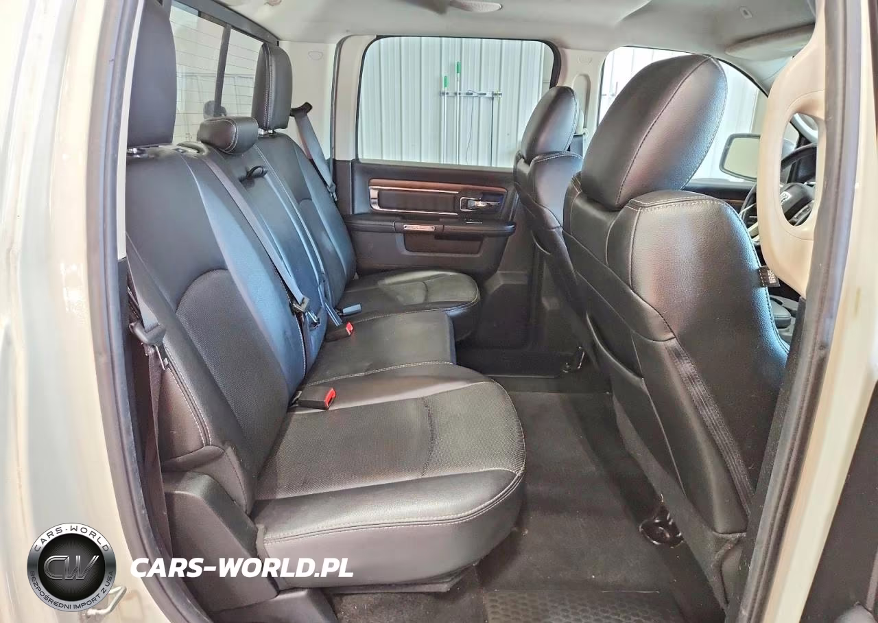 2017 Ram 1500 Laramie VIN:1C6RR7NT2HS762729 - 10