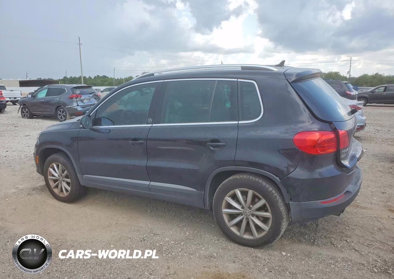 2017 Volkswagen Tiguan Wolfsburg VIN:WVGSV7AX8HK014965 - 2
