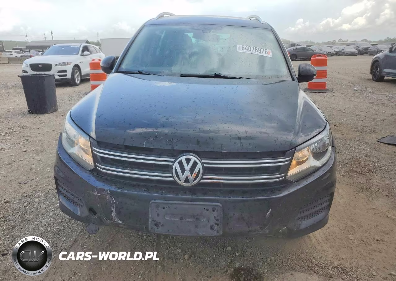 2017 Volkswagen Tiguan Wolfsburg VIN:WVGSV7AX8HK014965 - 5