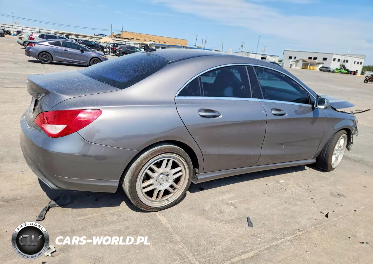 2018 Mercedes-Benz Cla 250 VIN:WDDSJ4EB4JN507243 - 3