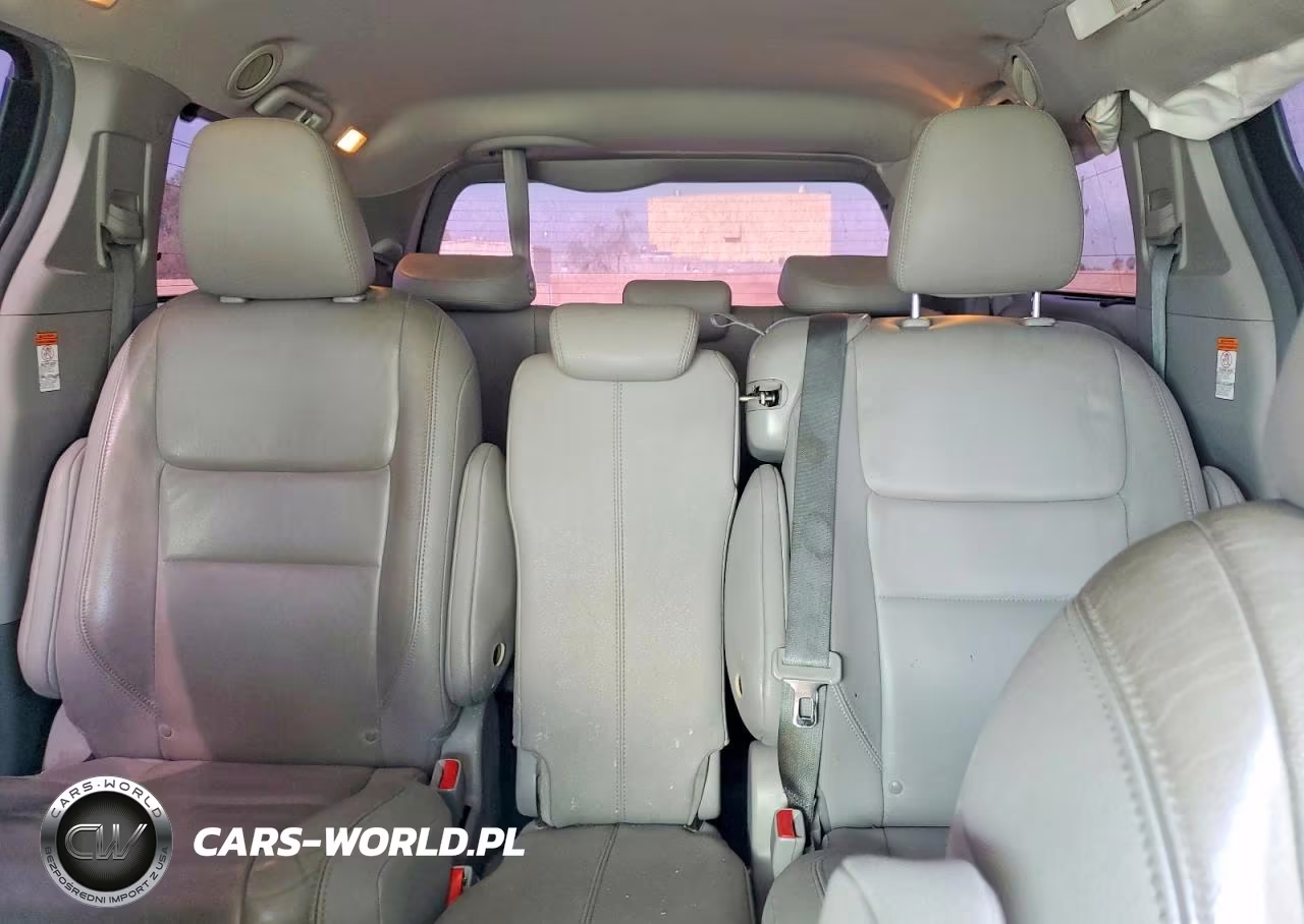 2016 Toyota Sienna Xle VIN:5TDYK3DC7GS756208 - 10