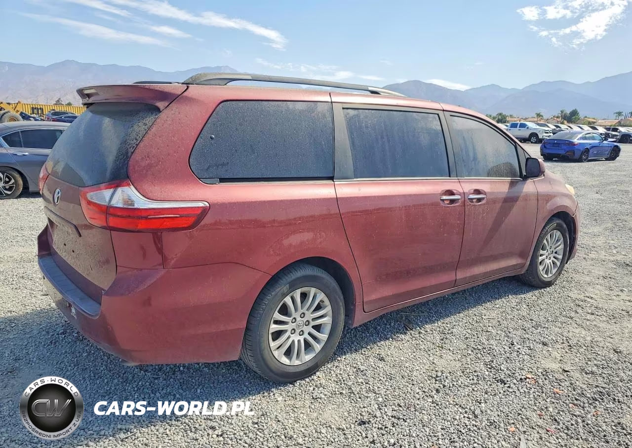 2016 Toyota Sienna Xle VIN:5TDYK3DC7GS756208 - 3