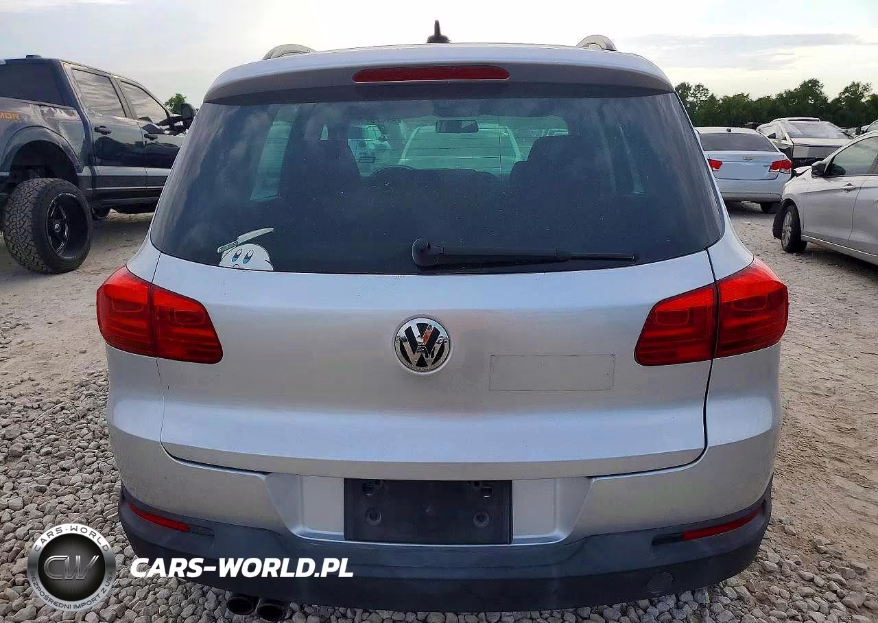 2015 Volkswagen Tiguan S VIN:WVGAV7AX4FW597598 - 6