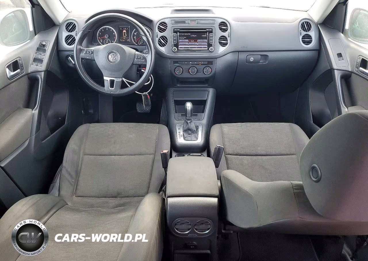 2015 Volkswagen Tiguan S VIN:WVGAV7AX4FW597598 - 8