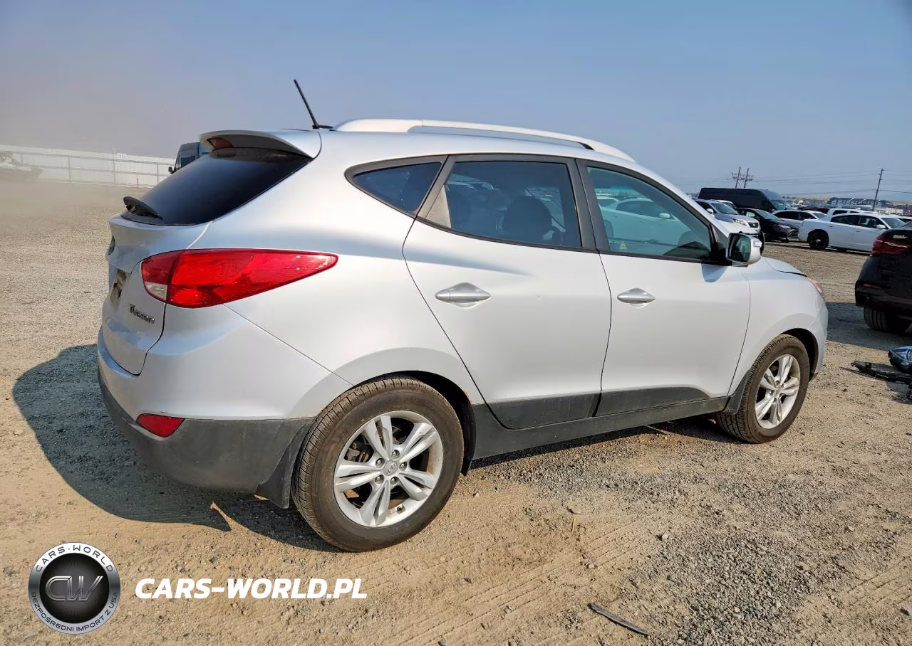 2012 Hyundai Tucson Gls VIN:KM8JUCAC1CU467973 - 3