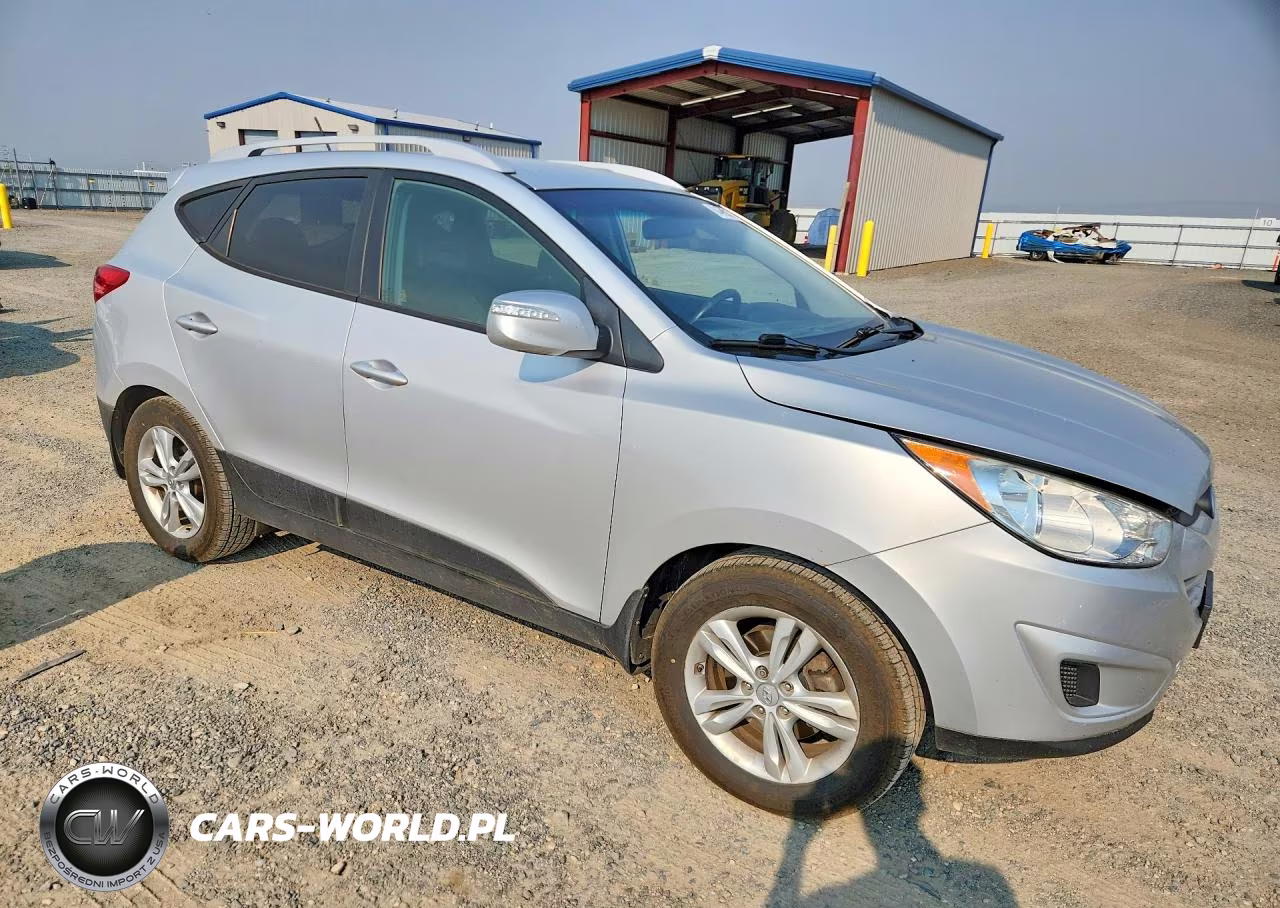 2012 Hyundai Tucson Gls VIN:KM8JUCAC1CU467973 - 4