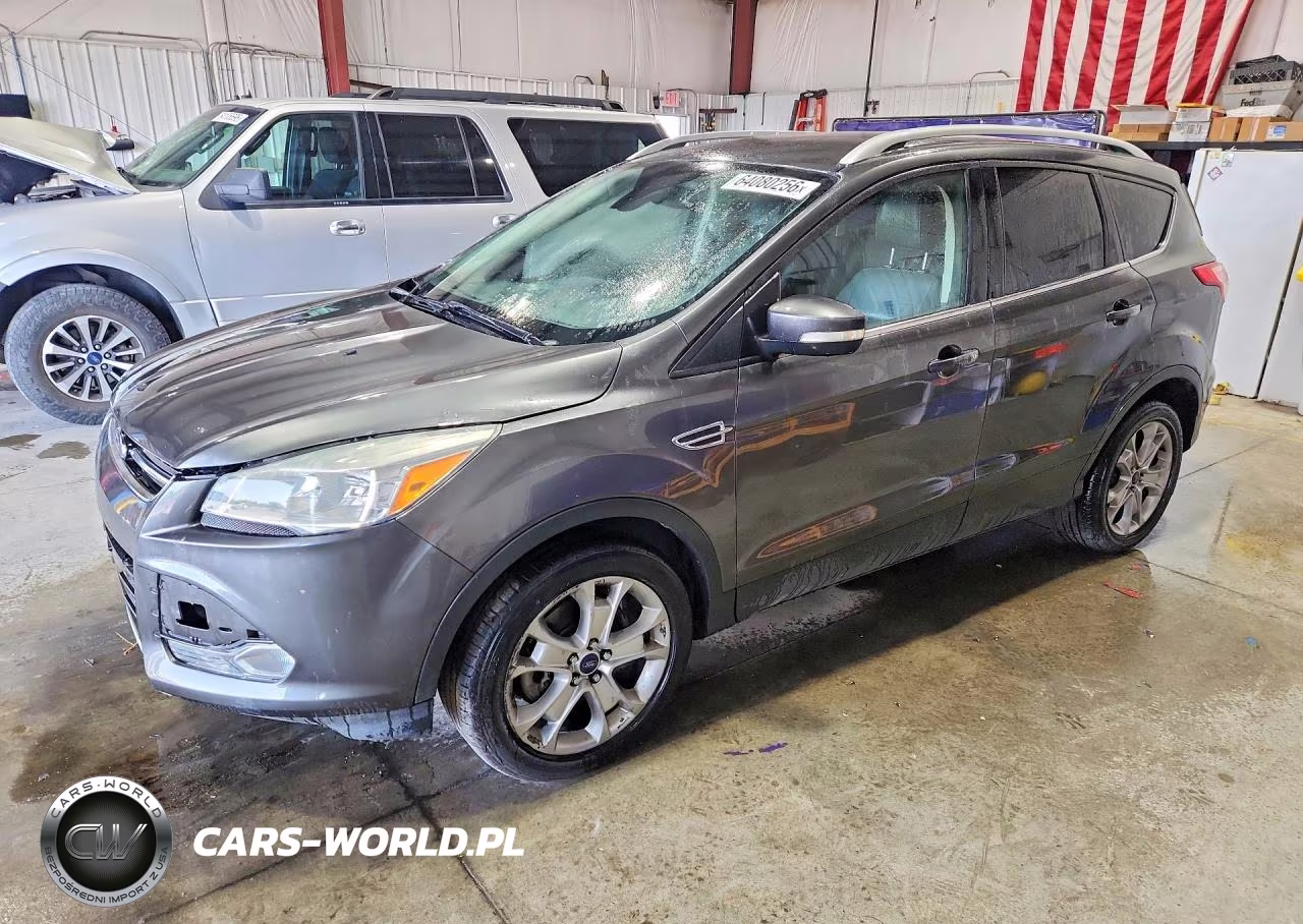 2015 Ford Escape Titanium – zdjęcie 1 z 13