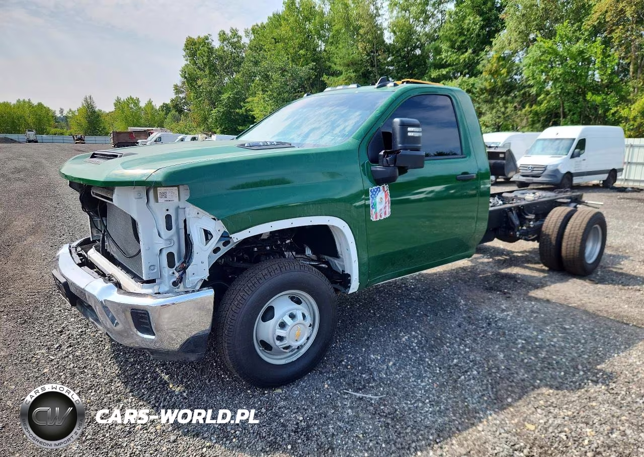 2025 Chevrolet Silverado K3500 VIN:1GB3KSE75SF216116 - 1