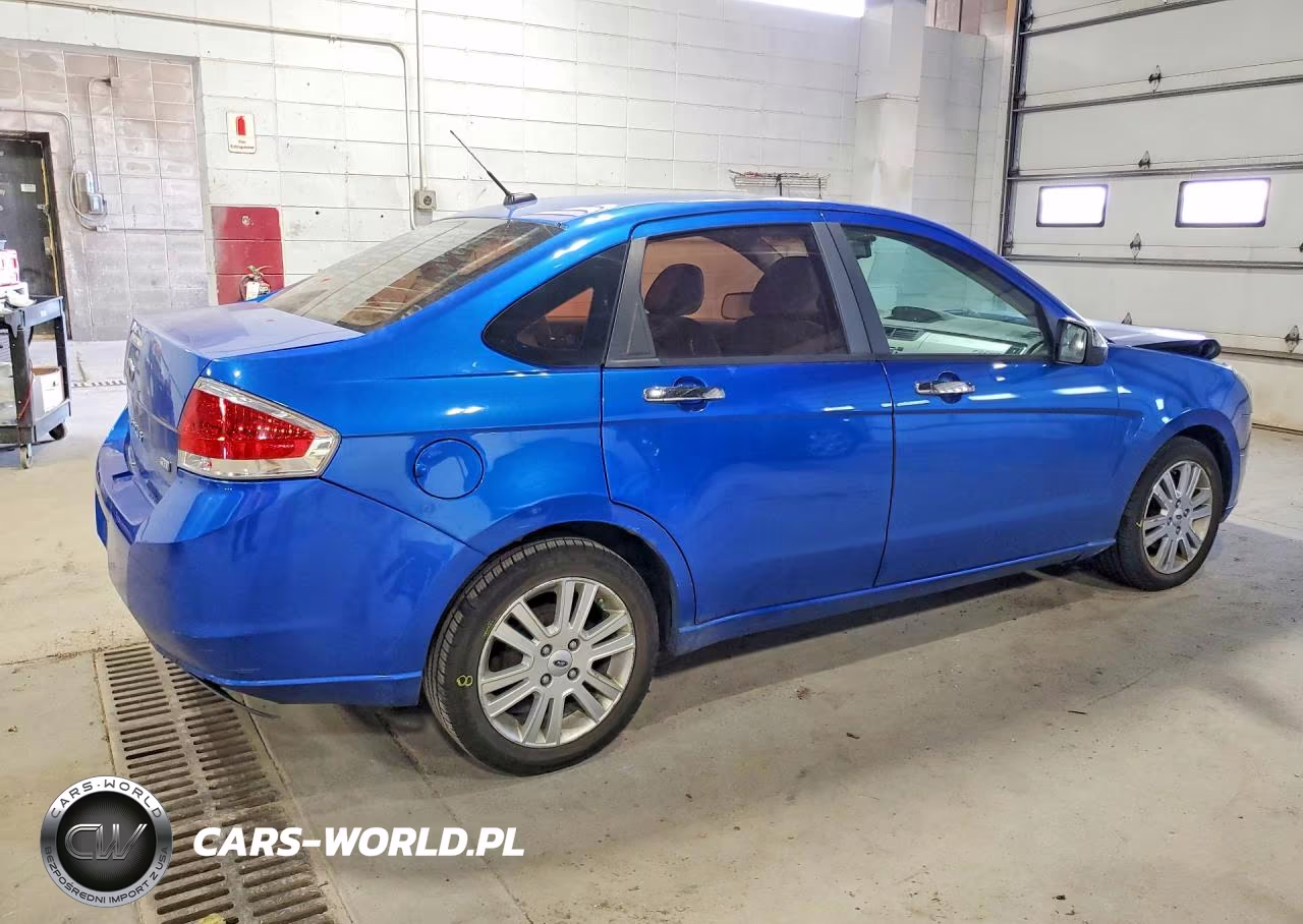 2010 Ford Focus Sel VIN:1FAHP3HN8AW163418 - 3
