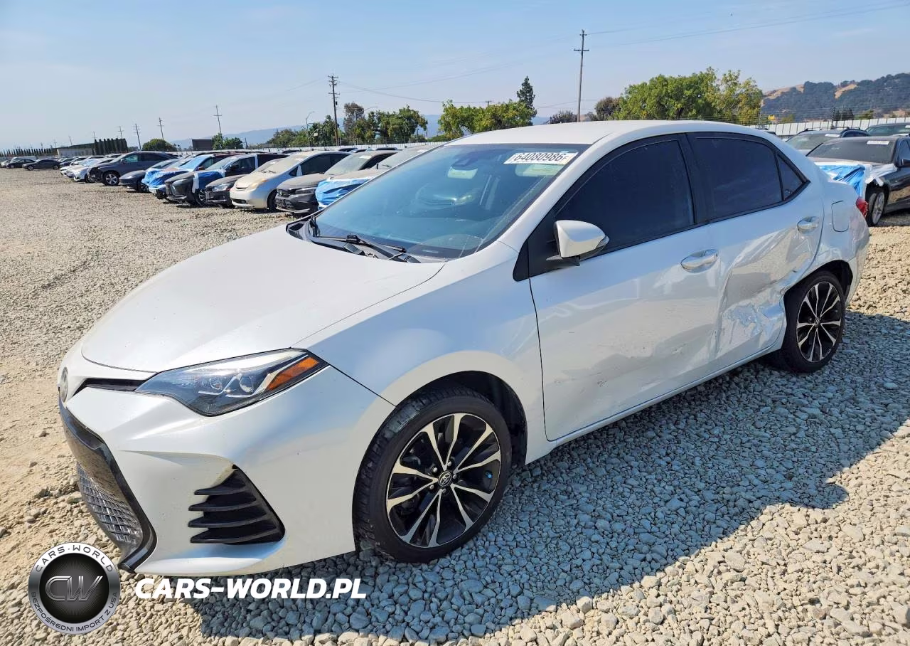2018 Toyota Corolla Se VIN:5YFBURHE9JP770478 - 1