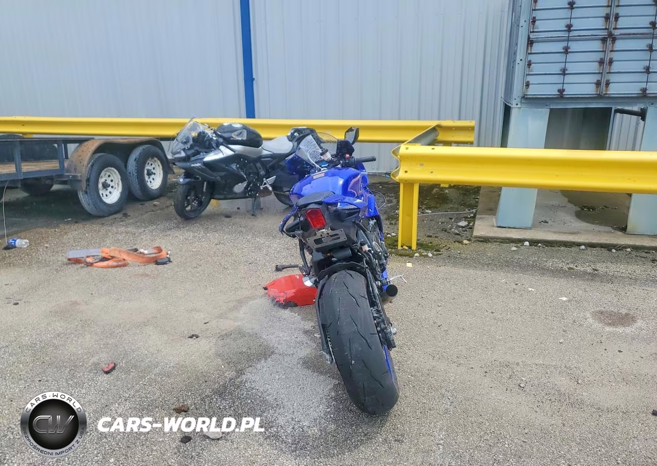 2026 Yamaha Yzf1000 VIN:JYARNA7E2TA001810 - 4