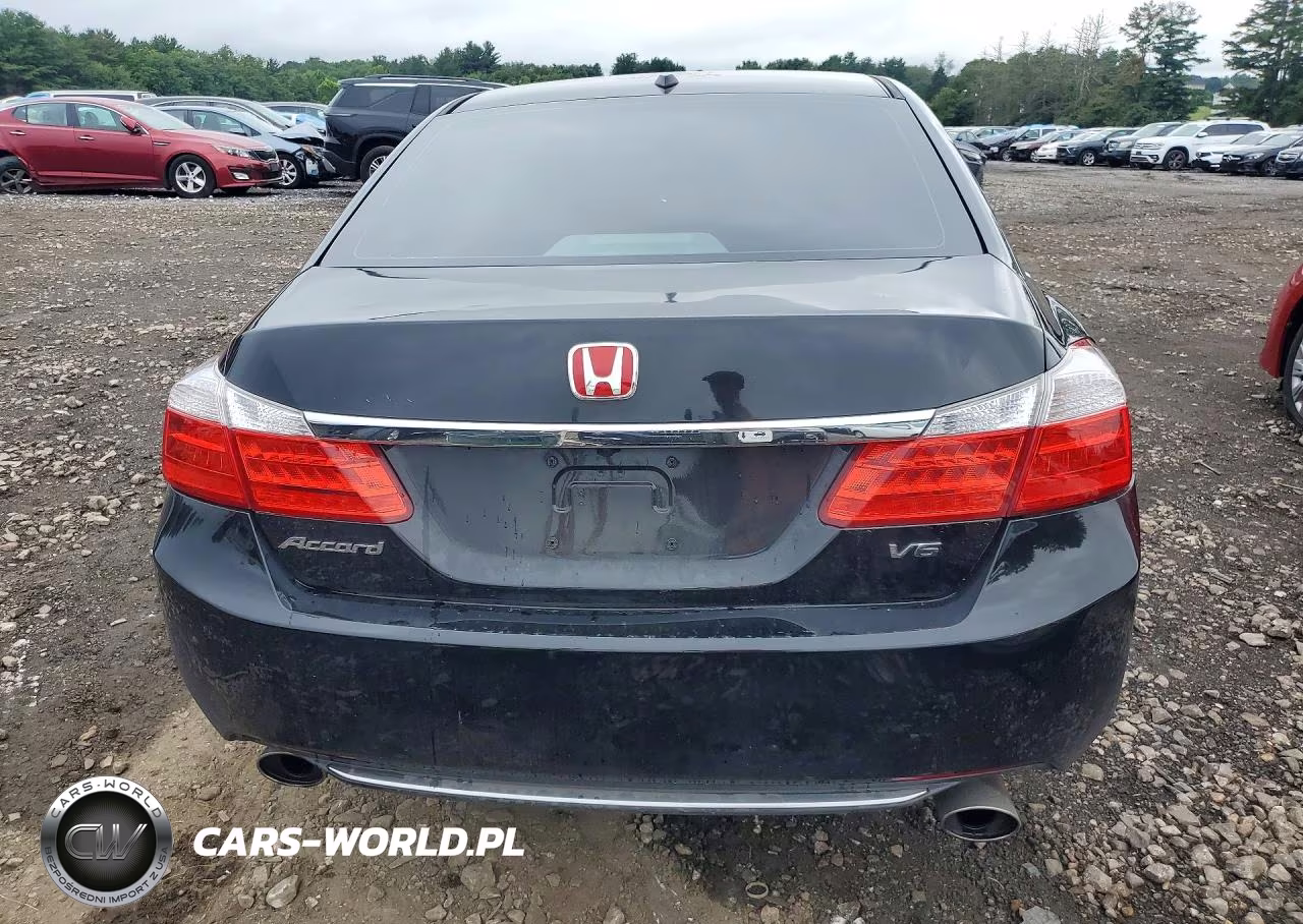 2013 Honda Accord Touring VIN:1HGCR3F89DA002588 - 6