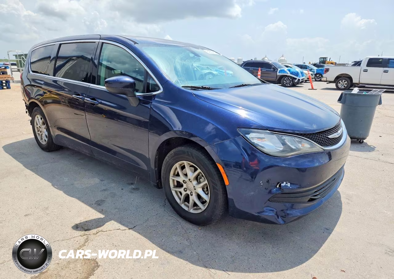 2018 Chrysler Pacifica Lx VIN:2C4RC1CG4JR292174 - 4