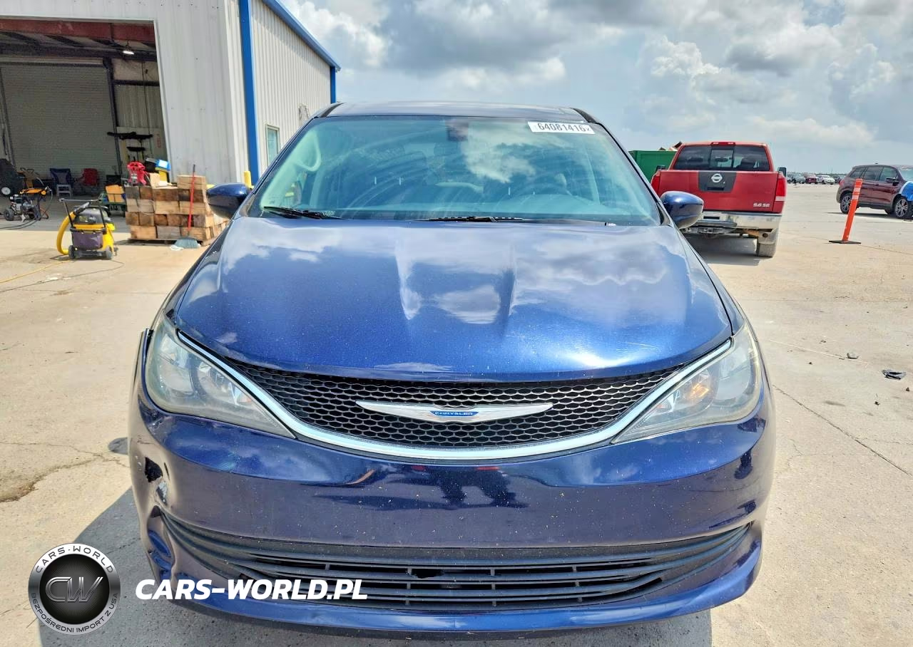 2018 Chrysler Pacifica Lx VIN:2C4RC1CG4JR292174 - 5