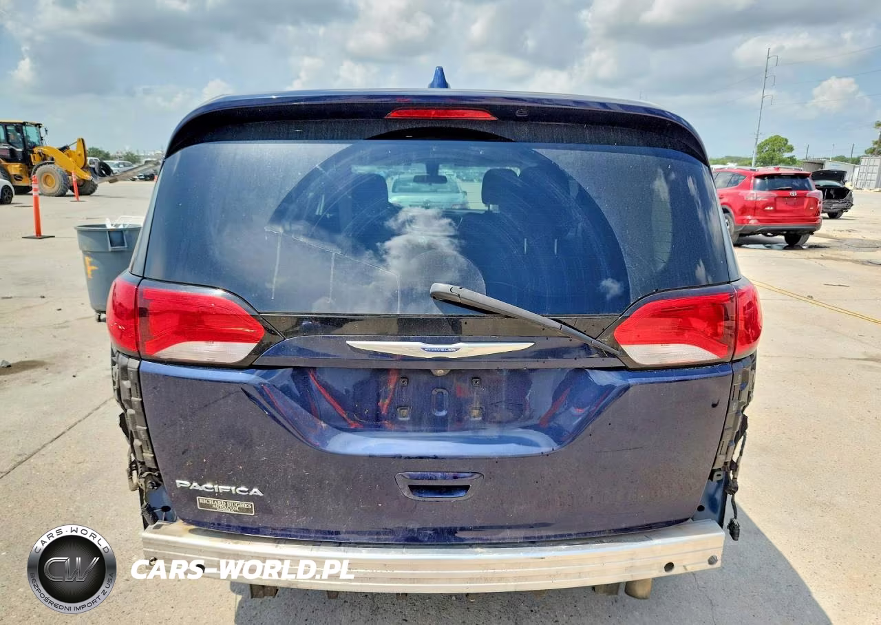 2018 Chrysler Pacifica Lx VIN:2C4RC1CG4JR292174 - 6