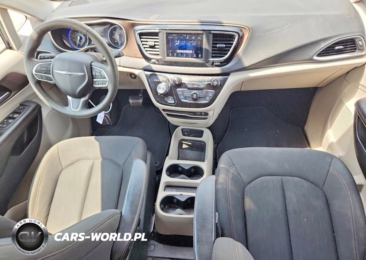 2018 Chrysler Pacifica Lx VIN:2C4RC1CG4JR292174 - 8