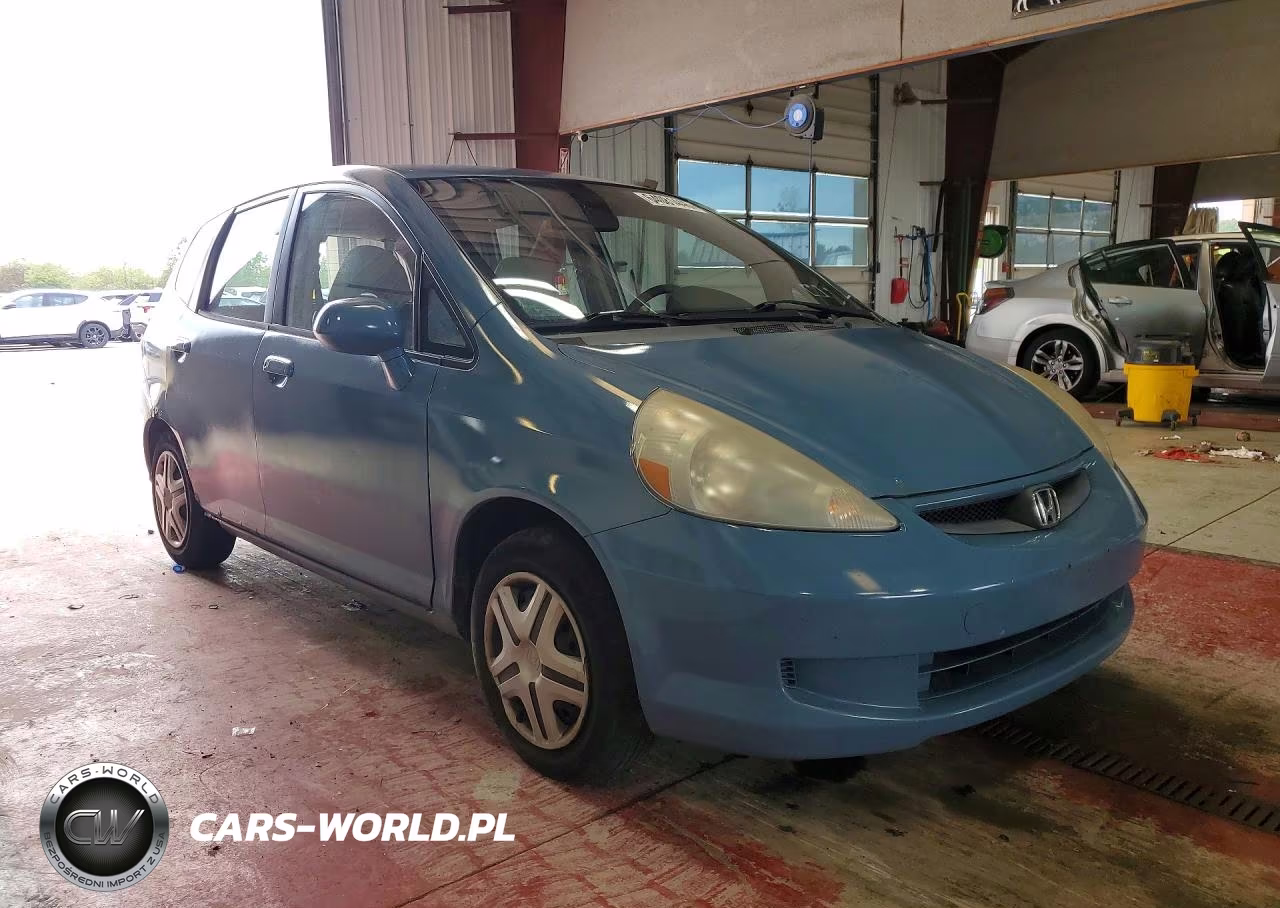 2007 Honda Fit VIN:JHMGD37467S066952 - 4