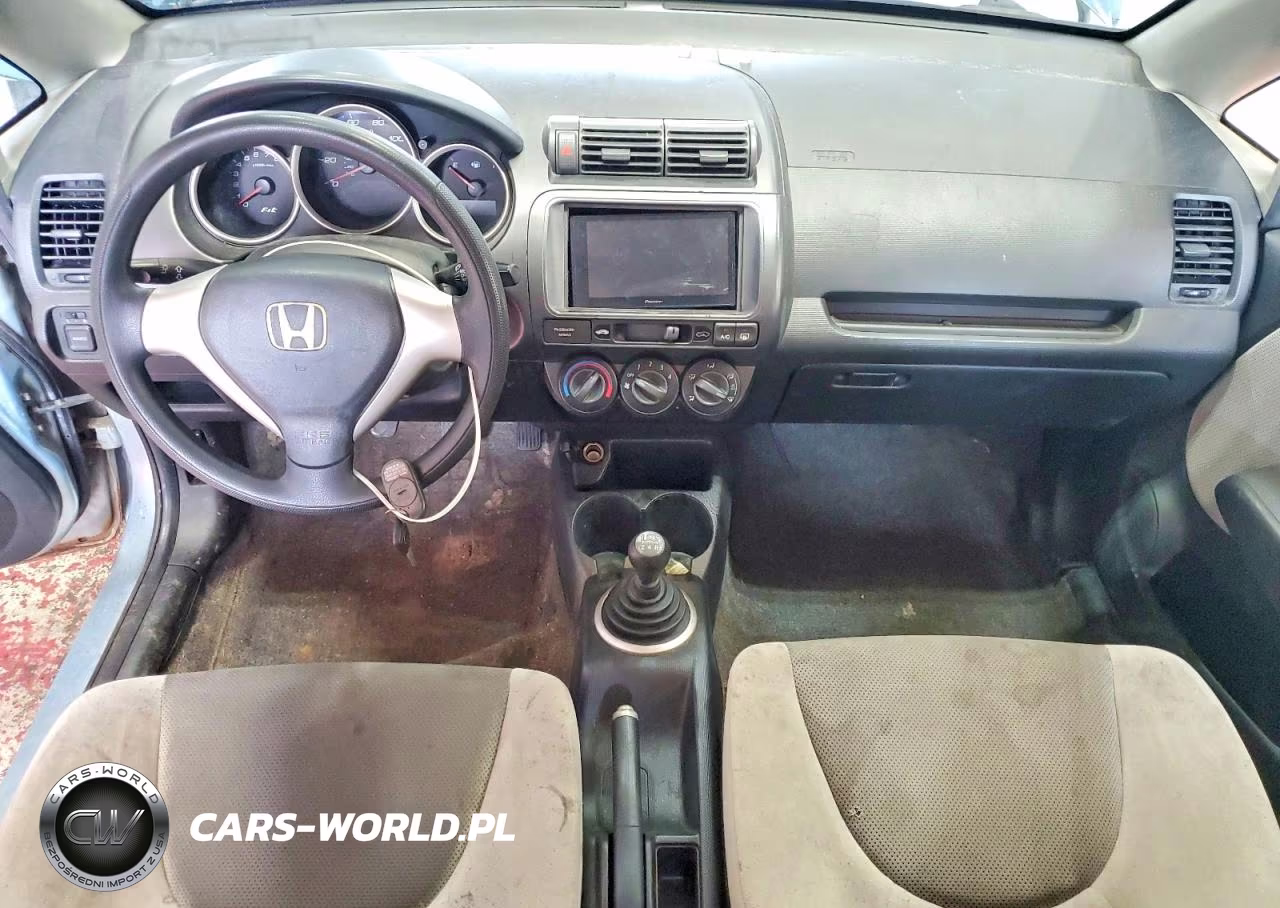 2007 Honda Fit VIN:JHMGD37467S066952 - 8