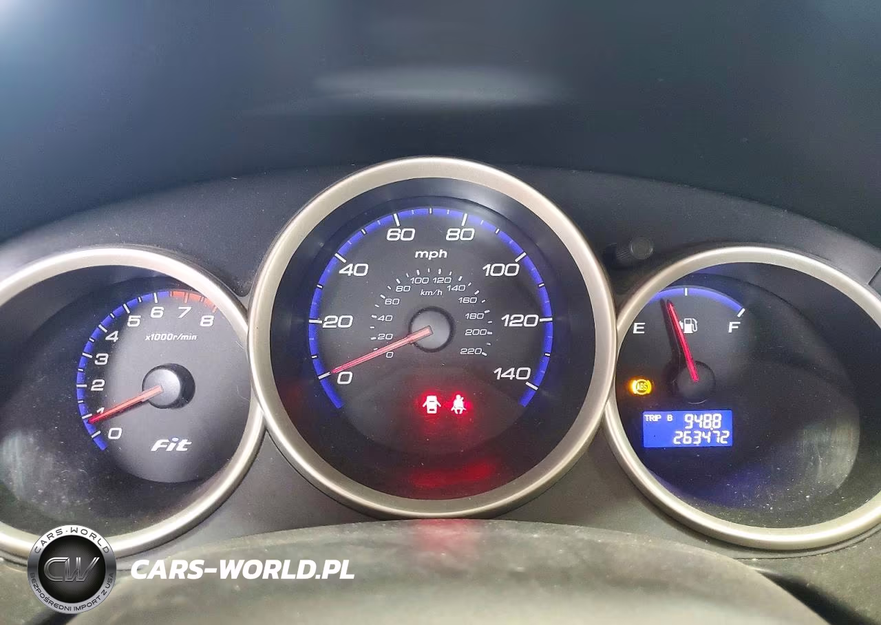 2007 Honda Fit VIN:JHMGD37467S066952 - 9
