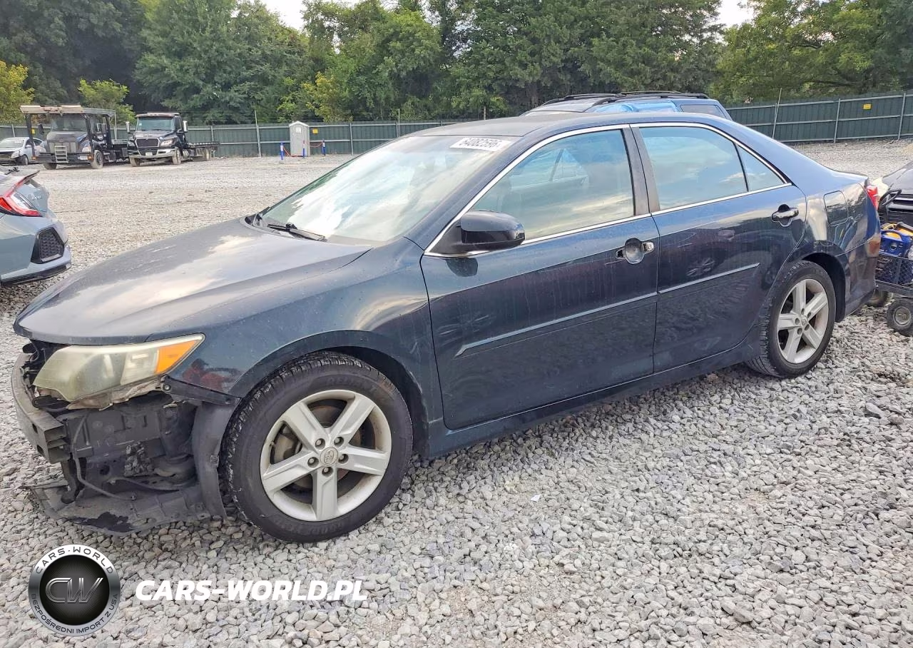 2012 Toyota Camry Se – zdjęcie 1 z 13