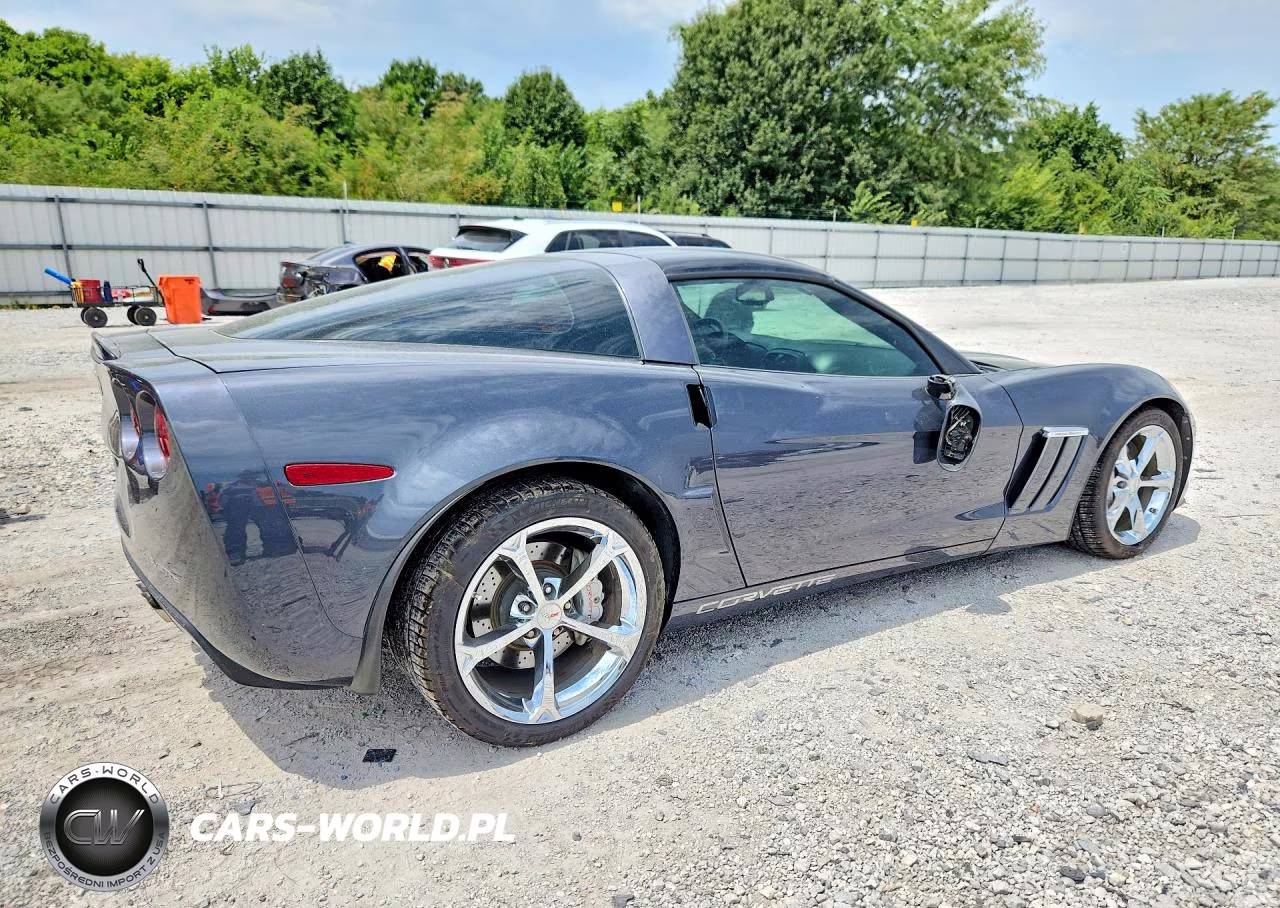 2012 Chevrolet Corvette Grand Sport VIN:1G1YV2DW8C5107005 - 3