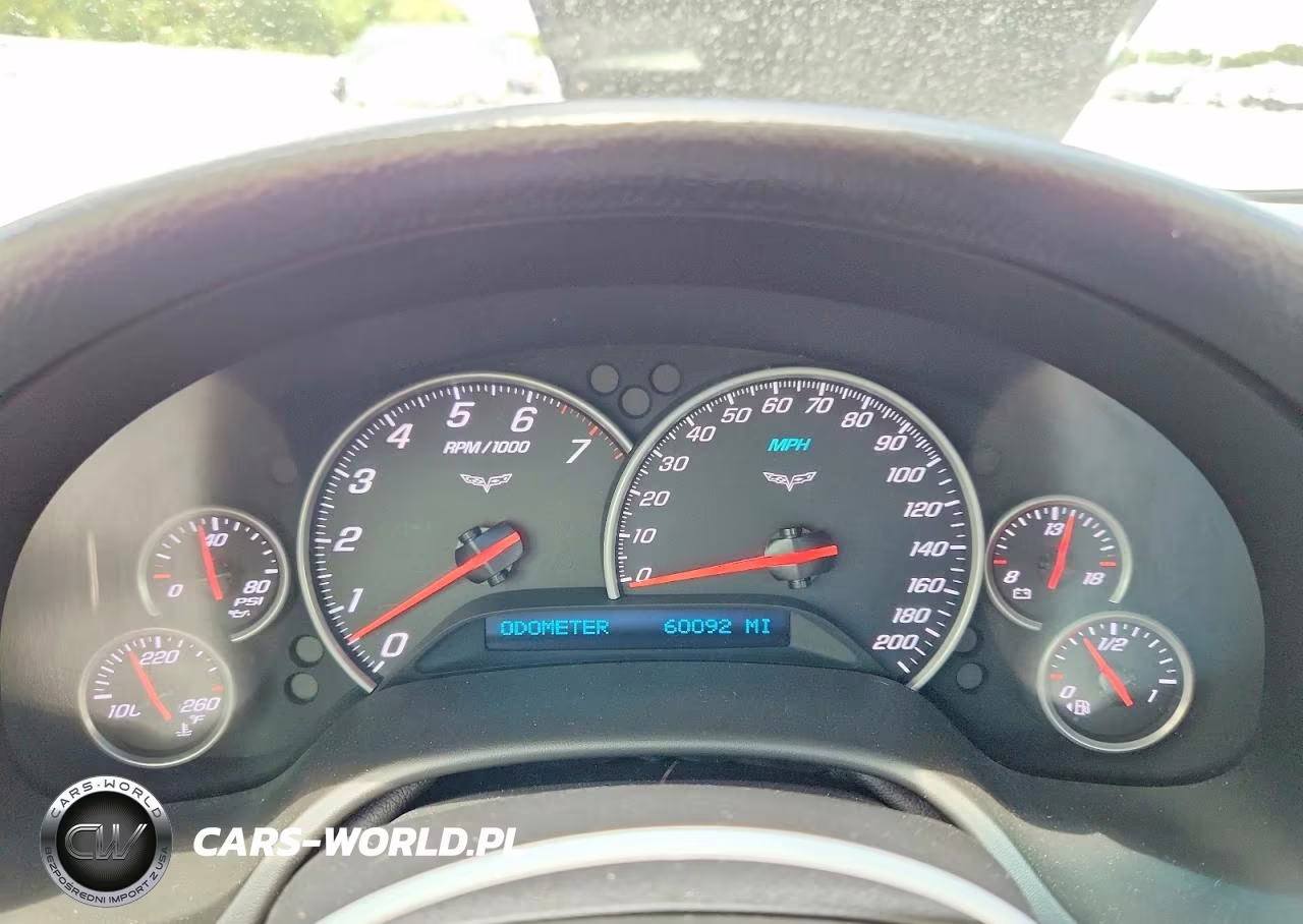 2012 Chevrolet Corvette Grand Sport VIN:1G1YV2DW8C5107005 - 9