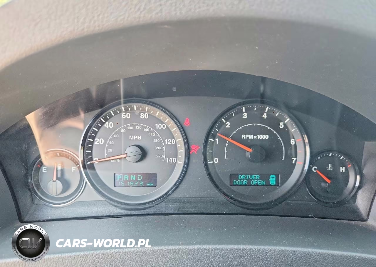 2005 Jeep Grand Cherokee Laredo VIN:1J4GR48K45C689283 - 9