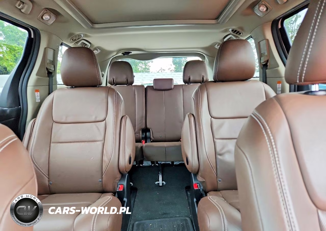 2016 Toyota Sienna Limited 7-Passenger VIN:5TDDK3DCXGS144745 - 10