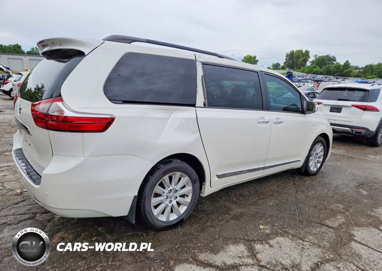 2016 Toyota Sienna Limited 7-Passenger VIN:5TDDK3DCXGS144745 - 3