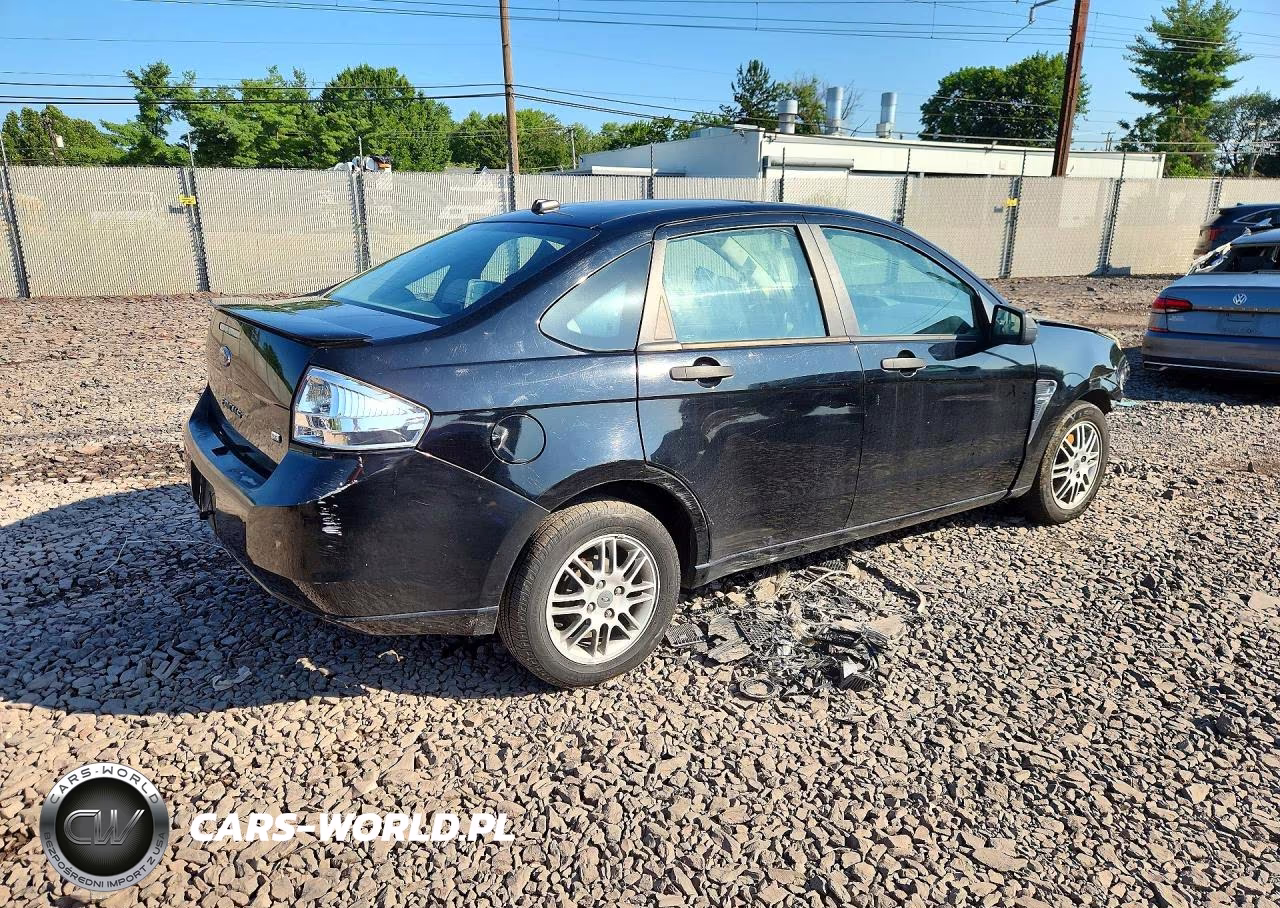 2010 Ford Focus VIN:1FAHP3FN0AW181902 - 3