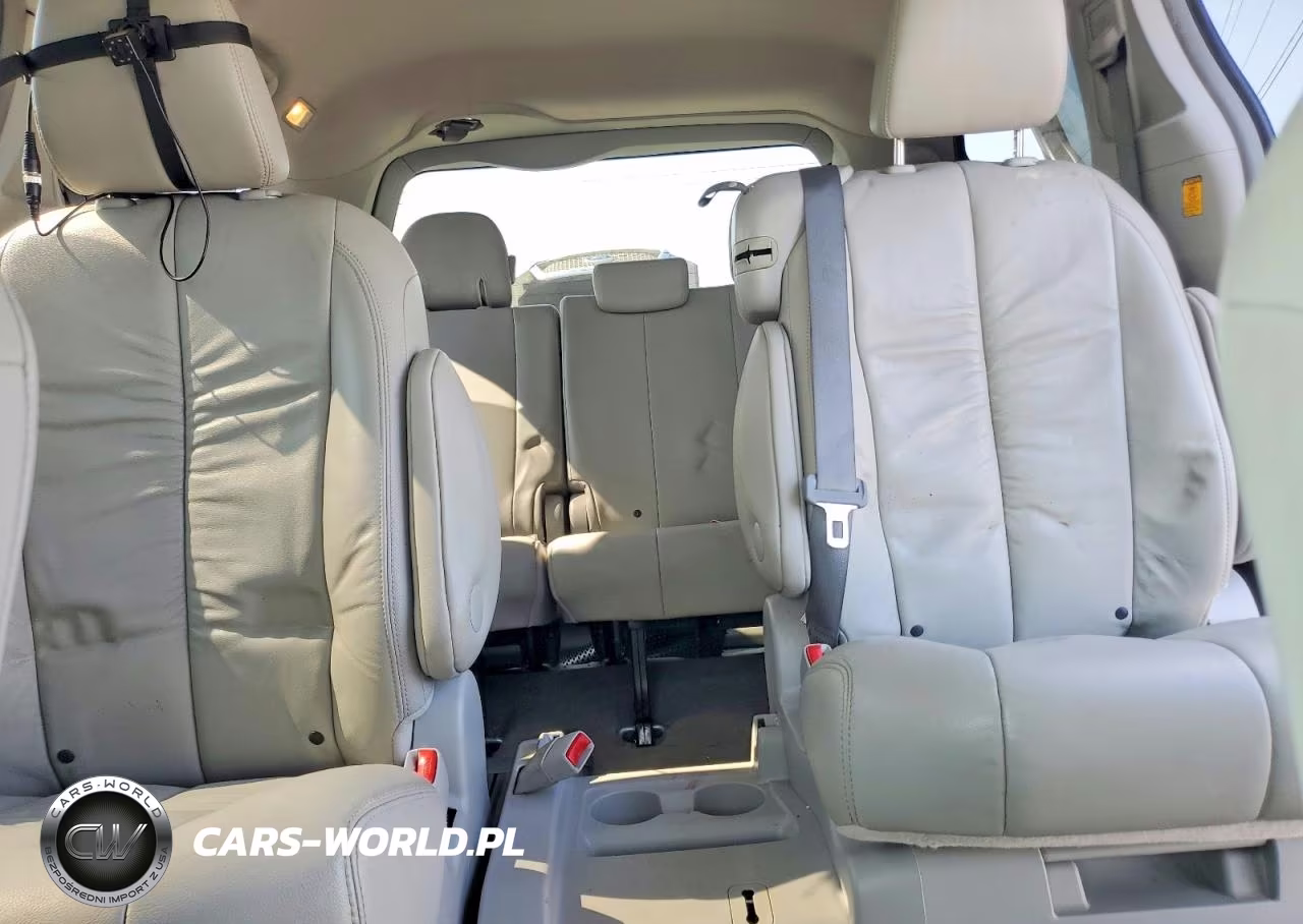 2012 Toyota Sienna Xle 8-Passenger VIN:5TDYK3DC8CS222418 - 10