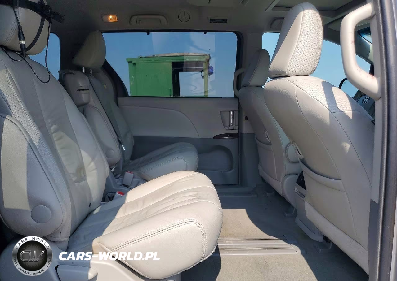 2012 Toyota Sienna Xle 8-Passenger VIN:5TDYK3DC8CS222418 - 11
