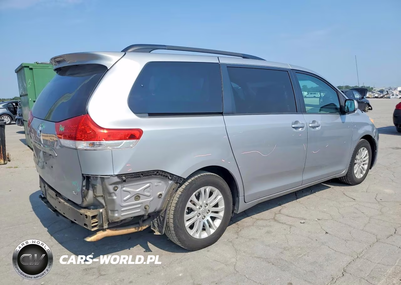 2012 Toyota Sienna Xle 8-Passenger VIN:5TDYK3DC8CS222418 - 3
