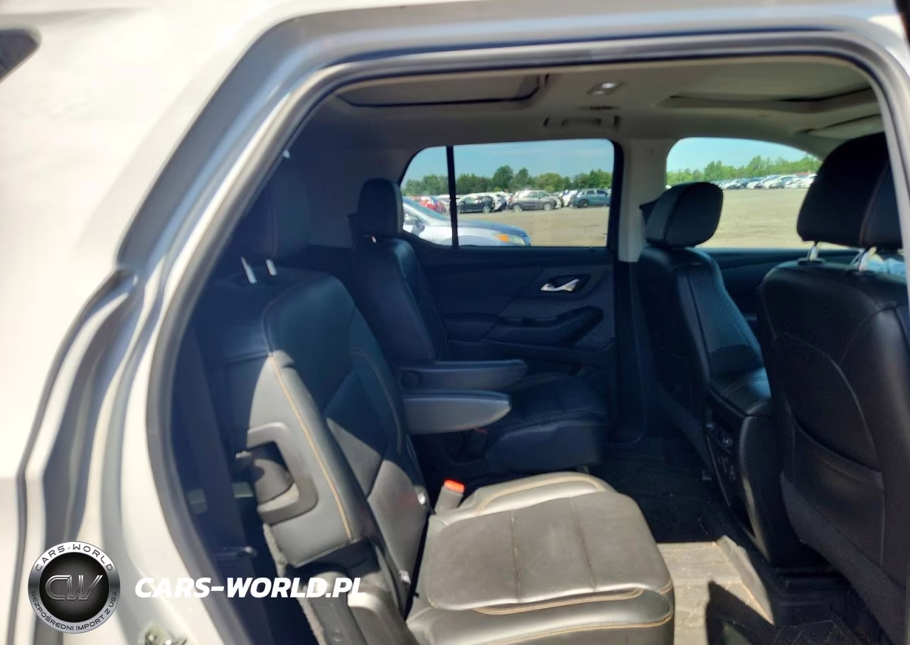 2019 Chevrolet Traverse Premier VIN:1GNERKKWXKJ314543 - 11