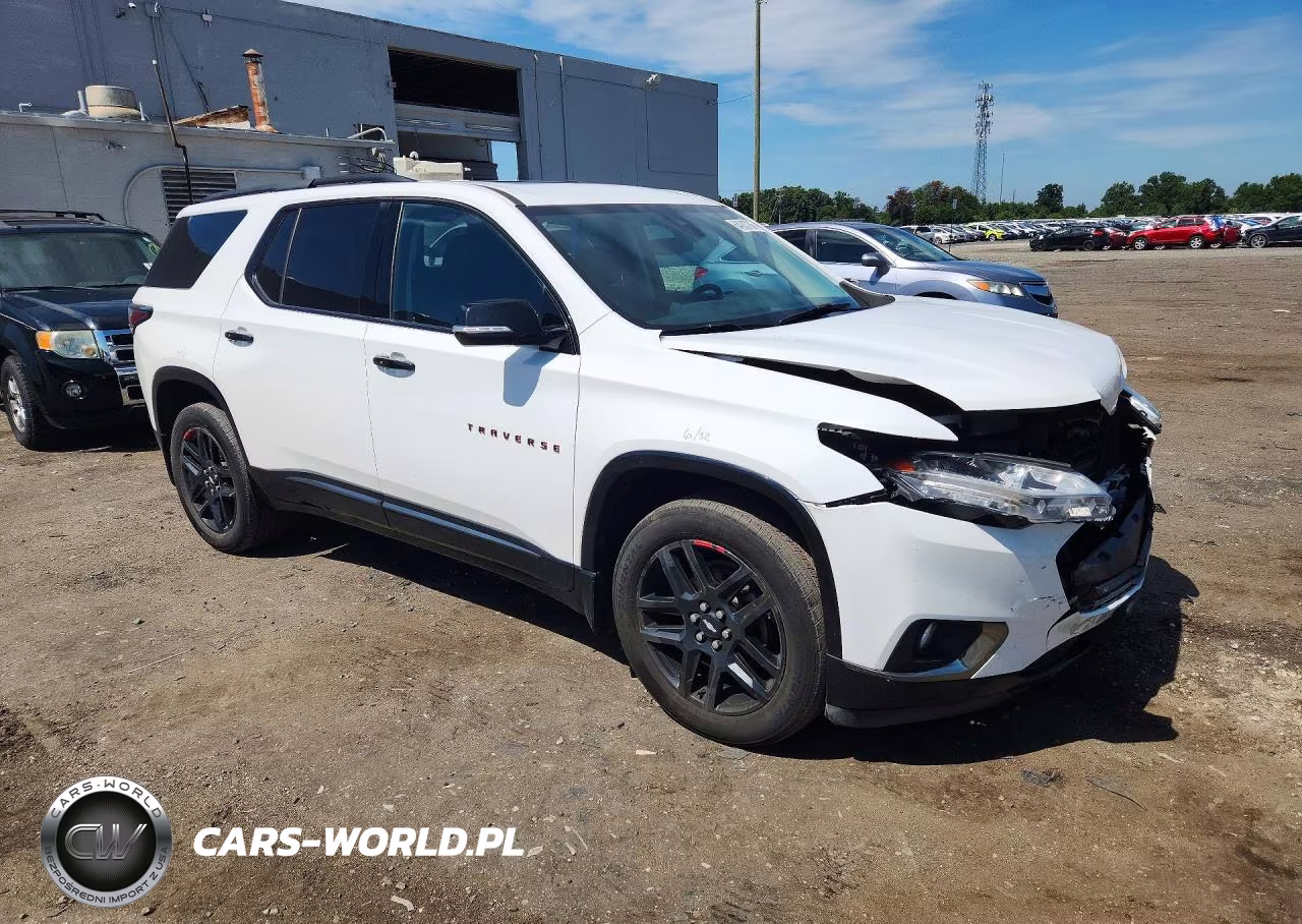 2019 Chevrolet Traverse Premier VIN:1GNERKKWXKJ314543 - 4