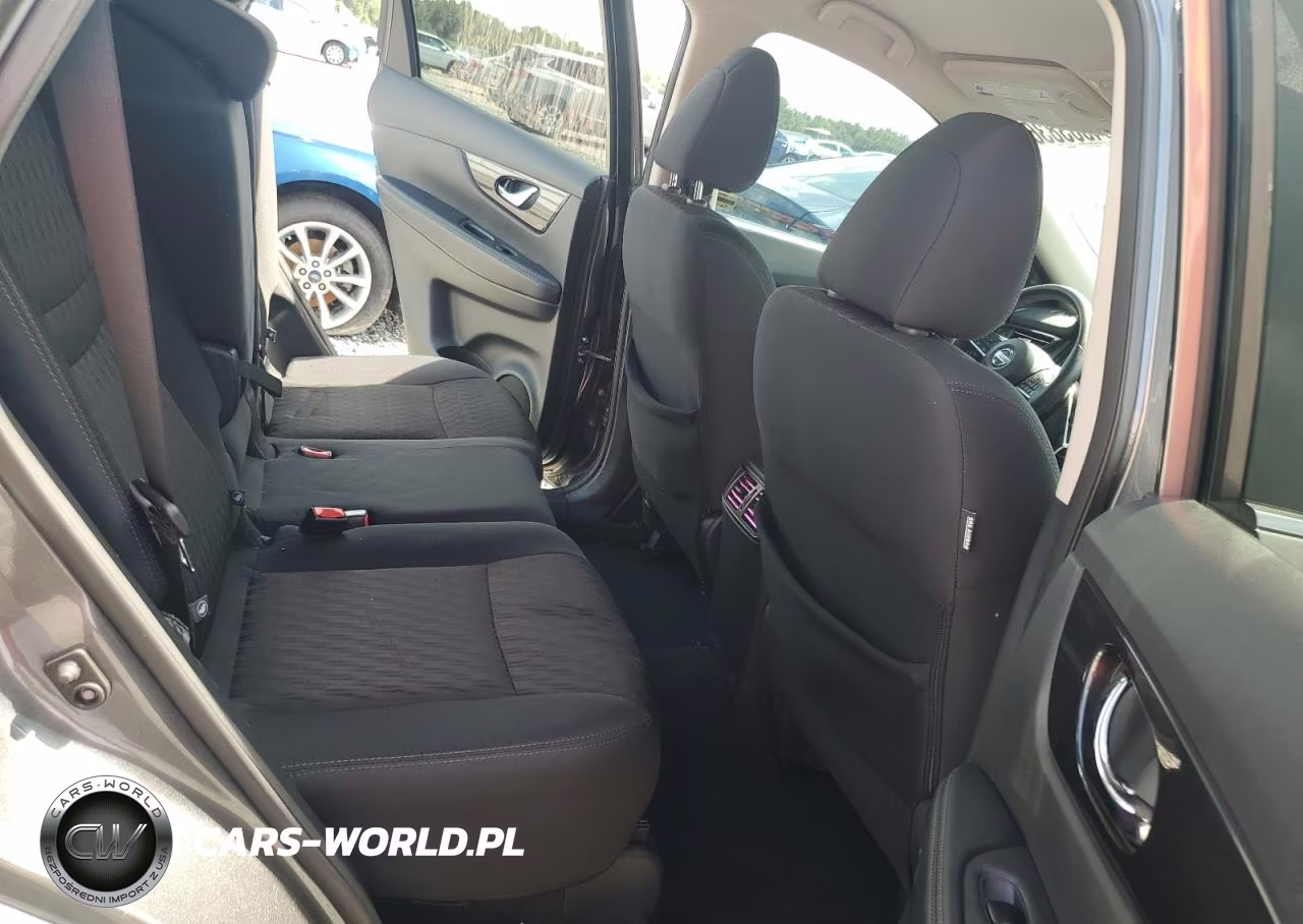 2018 Nissan Rogue S VIN:5N1AT2MT0JC846460 - 10