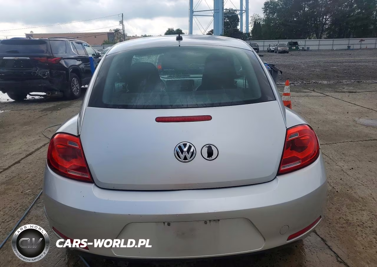 2012 Volkswagen Beetle VIN:3VWJP7AT4CM613352 - 6