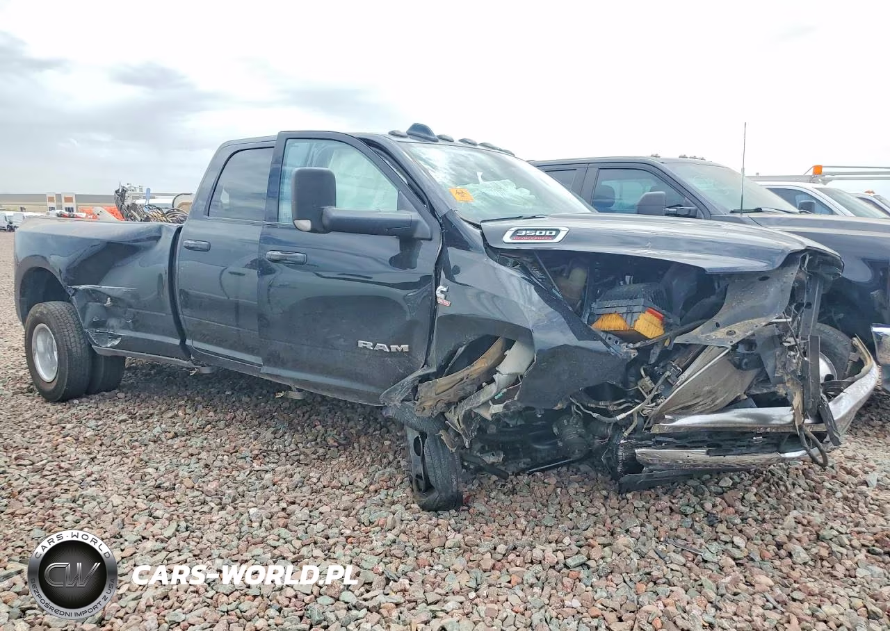 2022 Ram 3500 Tradesman VIN:3C63RRGL2NG396966 - 4