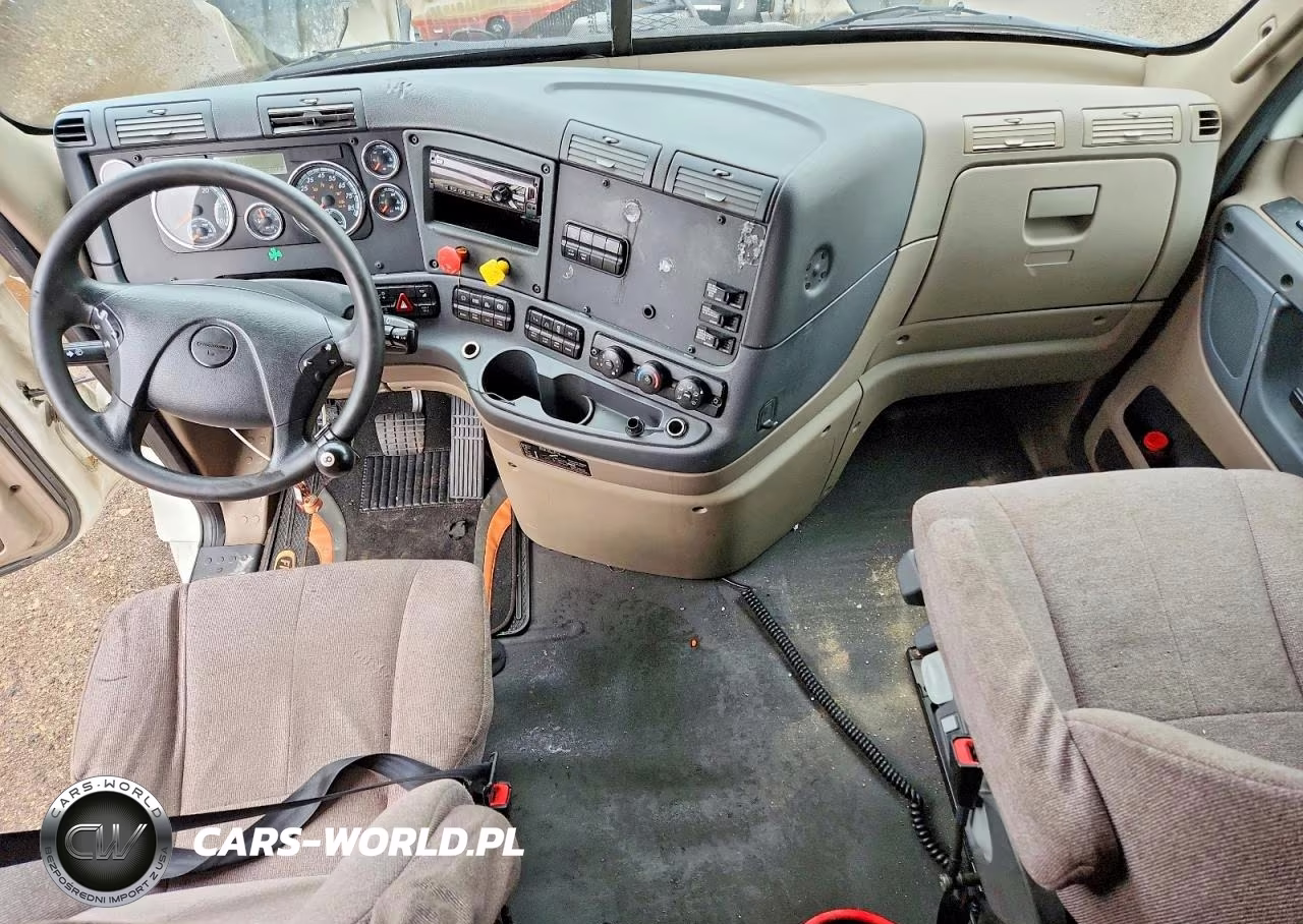 2018 Freightliner Cascadia 125 Semi Truck VIN:3AKJGLDR5JSJH8828 - 8