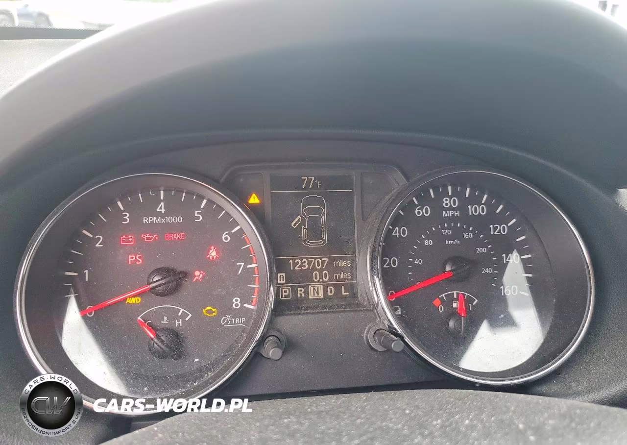 2011 Nissan Rogue S VIN:JN8AS5MV2BW274631 - 9