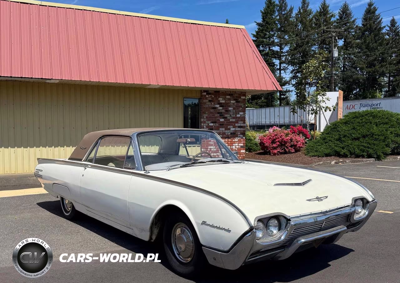 1961 Ford T-Bird