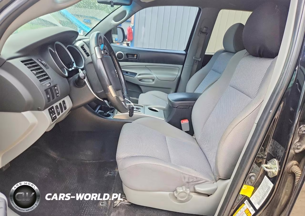 2014 Toyota Tacoma V6 VIN:3TMLU4EN8EM143618 - 7