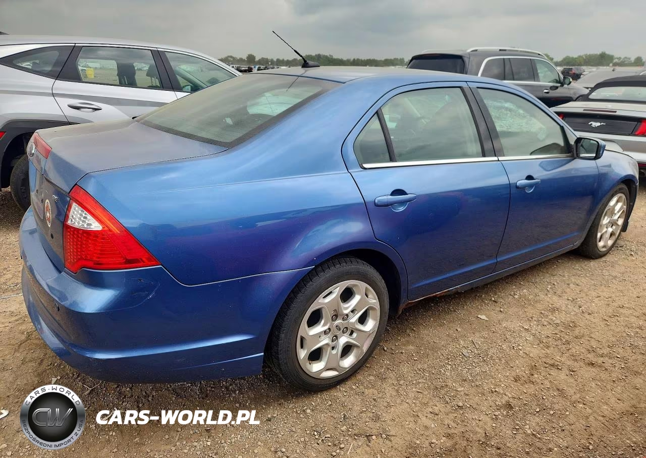 2010 Ford Fusion Se VIN:3FAHP0HA0AR102577 - 3