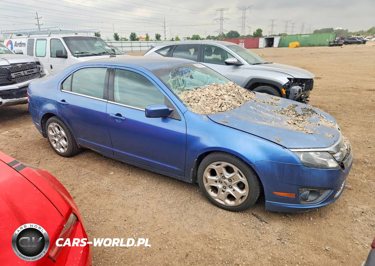 2010 Ford Fusion Se VIN:3FAHP0HA0AR102577 - 4