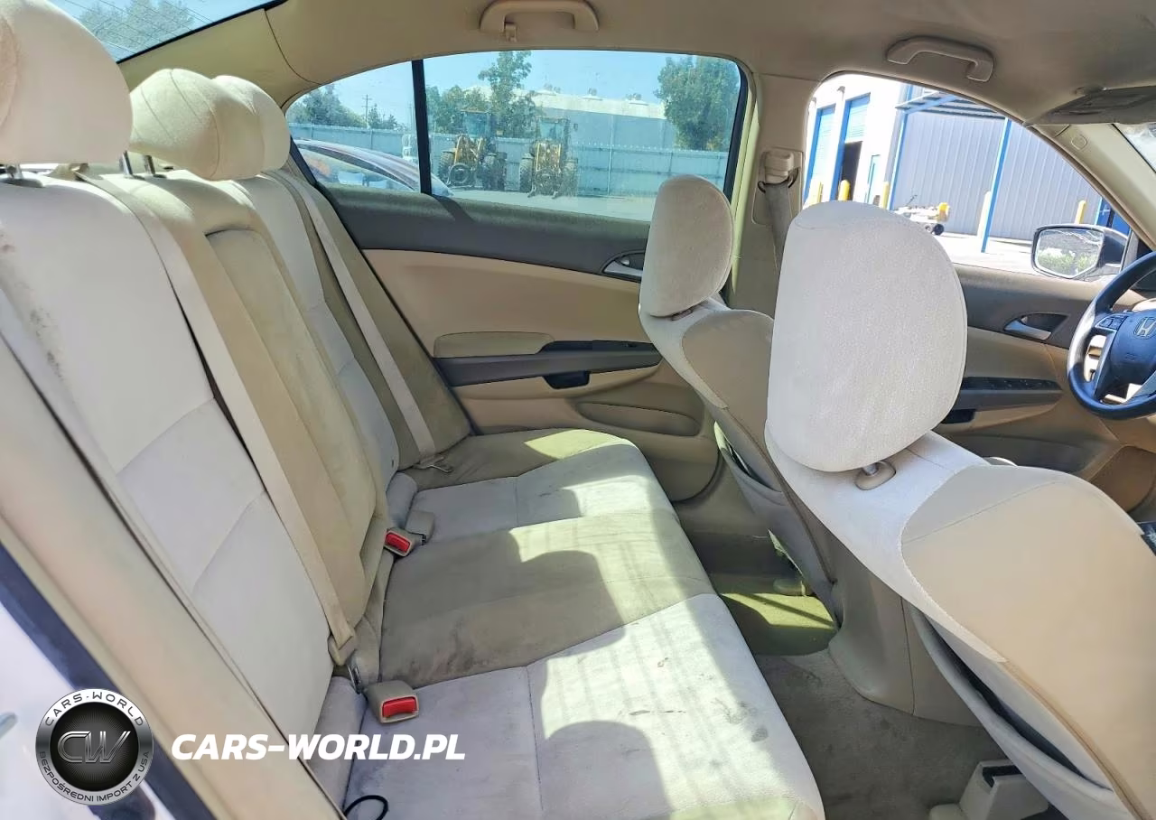 2008 Honda Accord Lxp VIN:JHMCP26418C064913 - 10