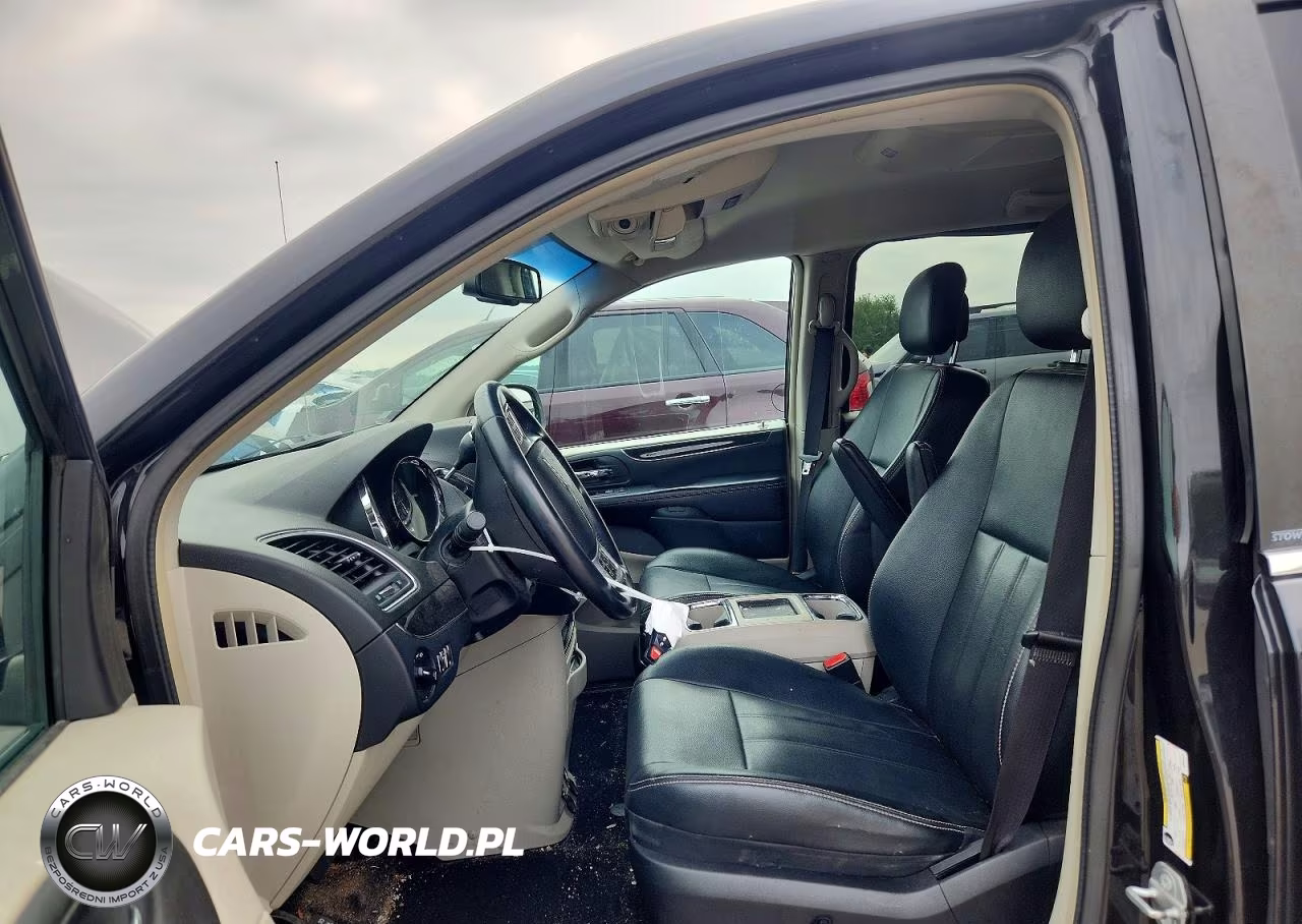 2016 Chrysler Town & Country Touring VIN:2C4RC1BG3GR254915 - 7