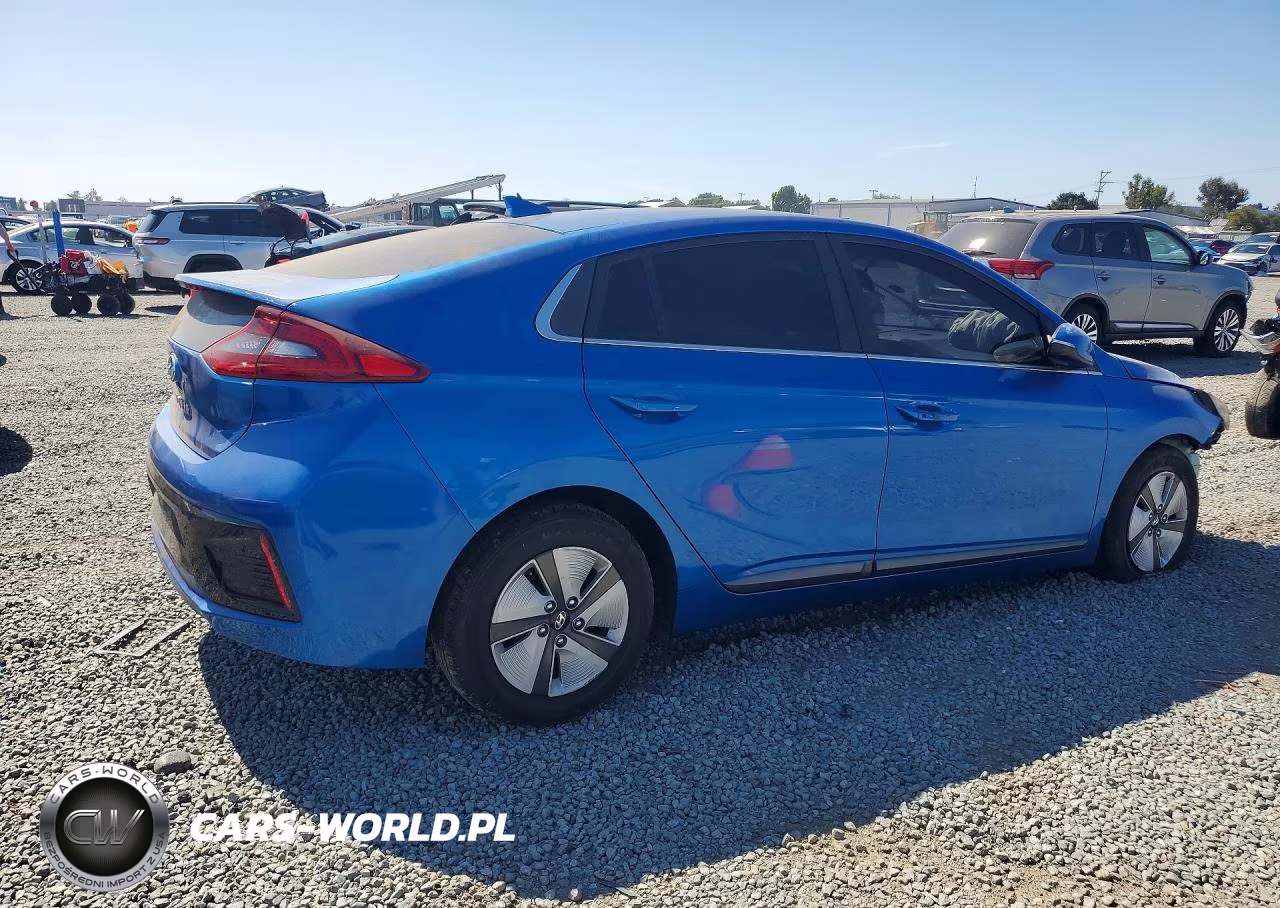 2018 Hyundai Ioniq Sel VIN:KMHC75LC8JU099393 - 3
