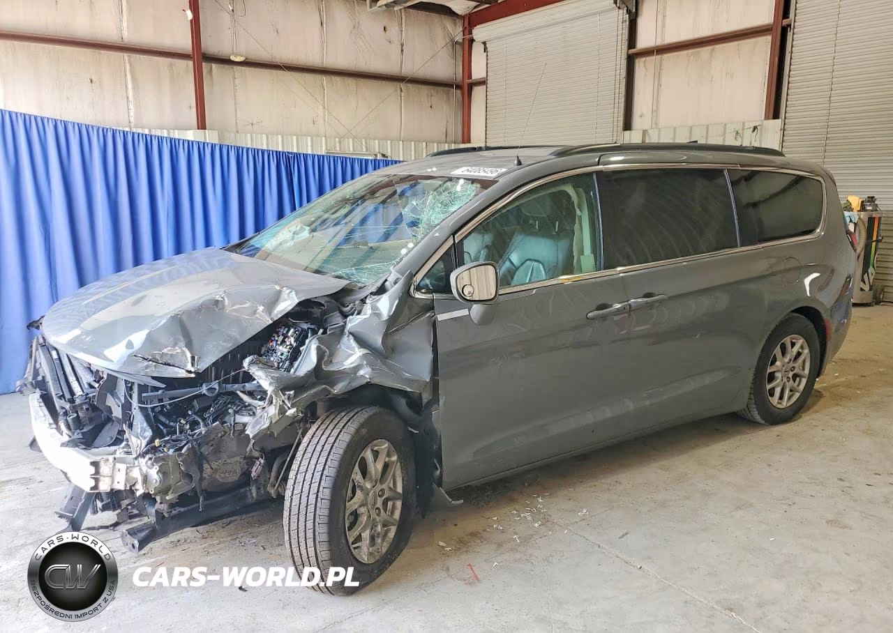 2022 Chrysler Pacifica Touring L