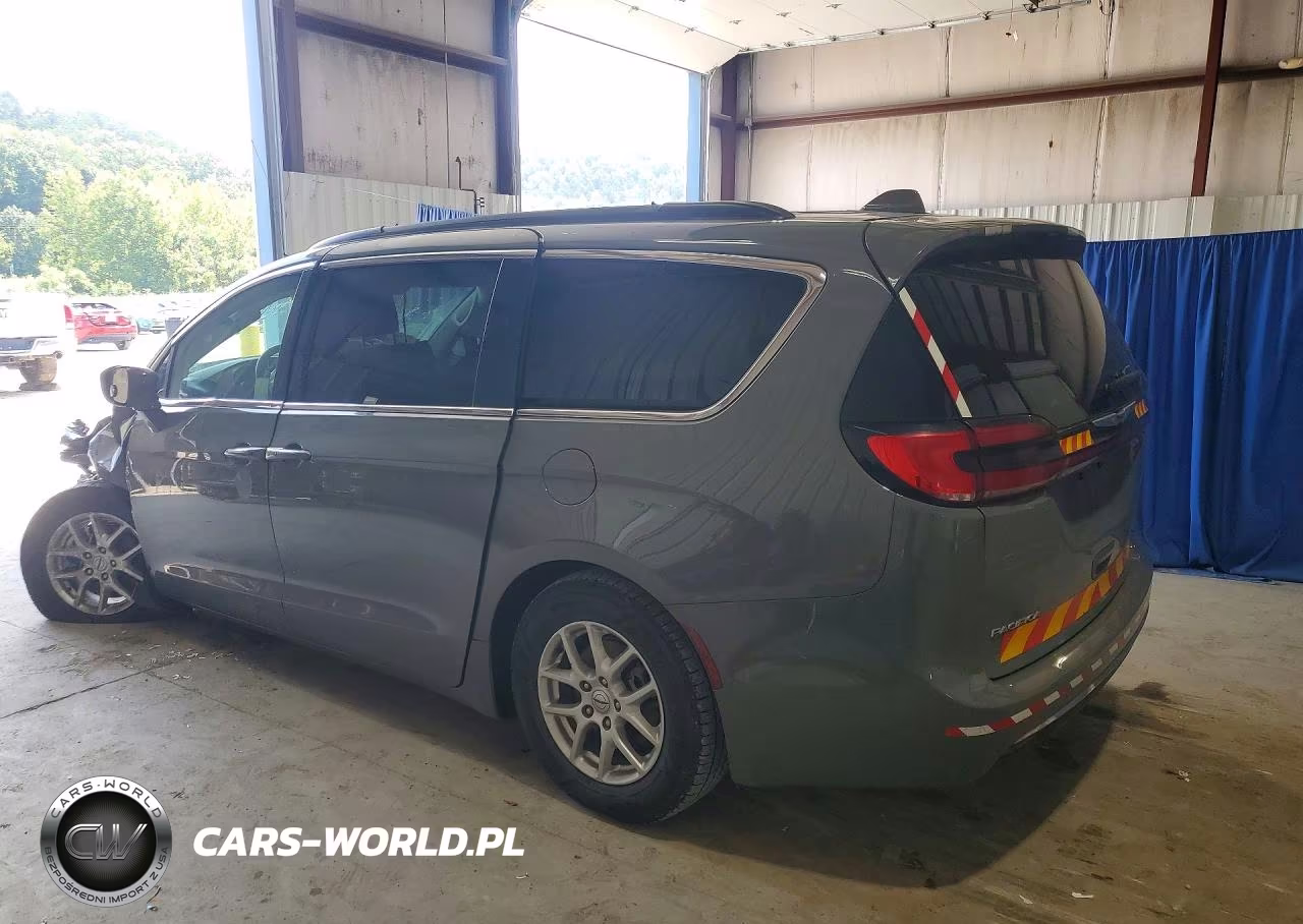 2022 Chrysler Pacifica Touring L VIN:2C4RC1BG8NR197298 - 2